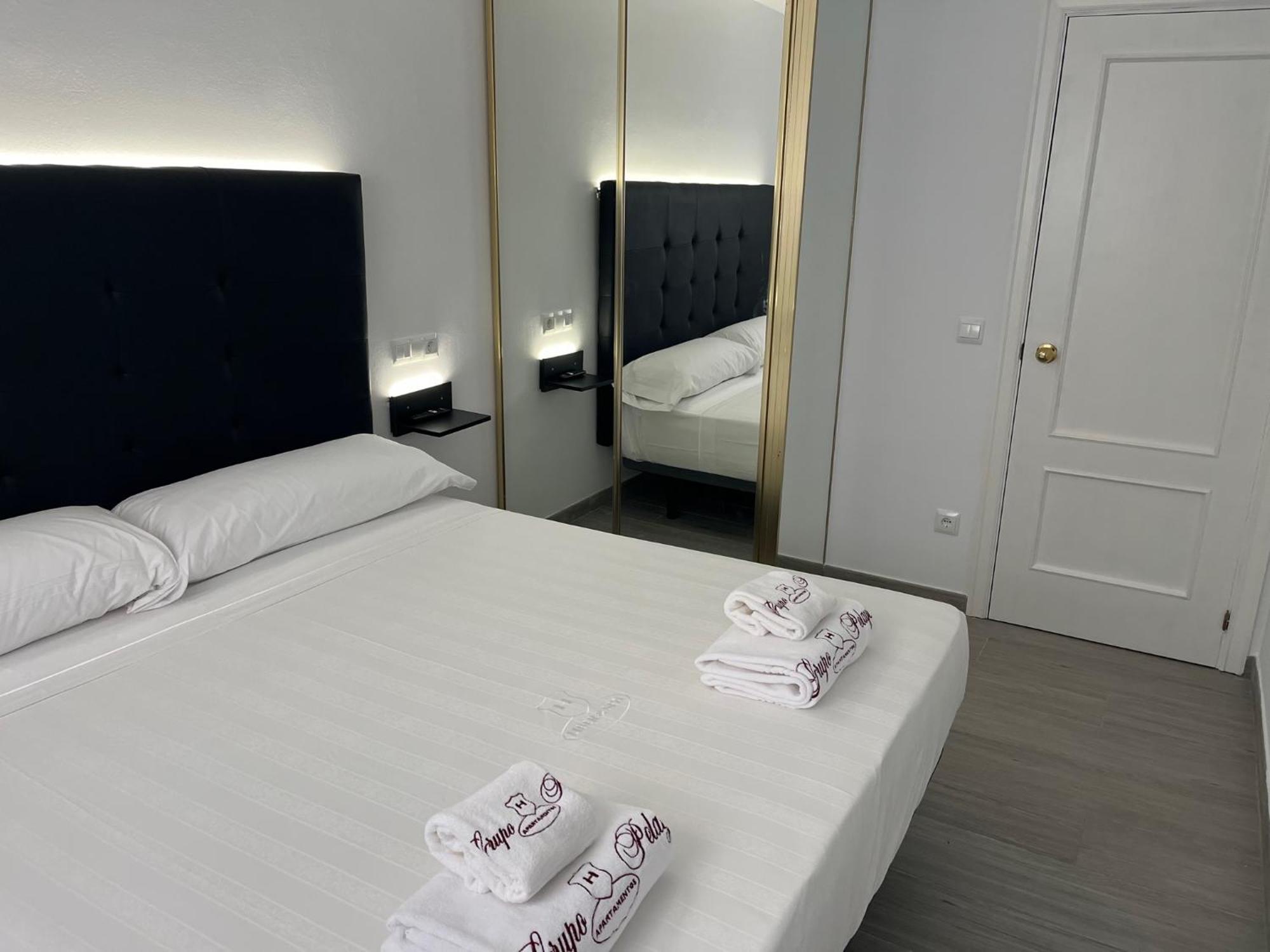 H Pelayo Auto Check-In Rooms Noja Exteriör bild